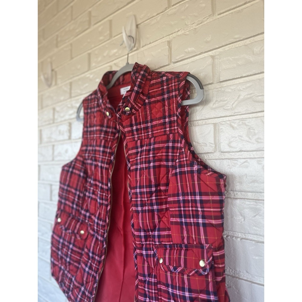 Crown And Ivy XL Quilted Red Plaid Vest Cozy Cabin Core Winter Staple - Picture 11 of 12